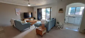 Coastal 2 bedroom Apartment - Image 3