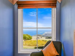 Ocean-view Hilltop Retreat - Image 3