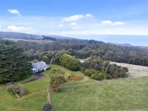 Ocean-view Hilltop Retreat - Image 2