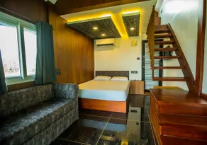 Backwater Villa in Kochi, Kumbalanghi - Image 3