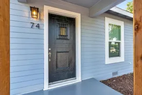 Cozy Downtown Cottage - Image 4