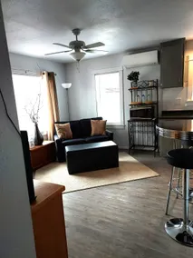 Charming Historic Bungalow - Image 2