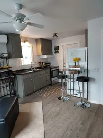 Charming Historic Bungalow - Image 3