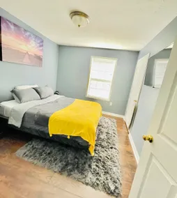 Cozy Home In The Heart of Louisville - Image 4