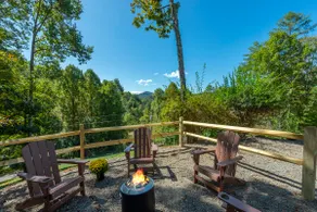 Christmas with Mtn Views, Fire Pit+Fireplace~WiFi! - Image 2