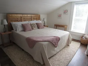Cozy Corner Cottage - Image 4