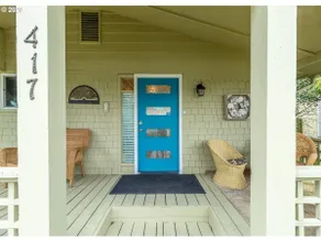 Cozy Coastal Cottage - Image 2