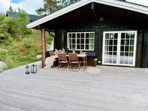 Newly renovated mountain cabin with stunning views - Image 4
