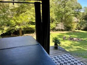 Guest suite in Candler - Image 2