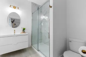 Studio 2 ~ Private BDRM, Minimalistic Feel - Image 4