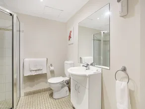 1 Bedroom Grand Deluxe (No Balcony) - Image 4