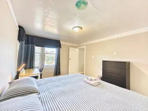105-cozy 1b1b next to Mission St - Image 3