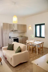 Quiet house for families and workers - Image 2