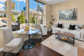 Fabulous Seattle Getaway • Belltown Close to FIFA - Image 2