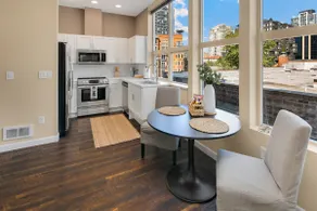 Fabulous Seattle Getaway • Belltown Close to FIFA - Image 5