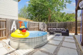 Casa Blanca | Pool • Putting Green • Game Room - Image 4