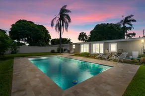 Coastal Home w/ New Heated Saltwater private pool - Image 2