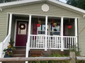 The Friday Escape! Stay on 60 acres (Winslow Hill) - Image 3
