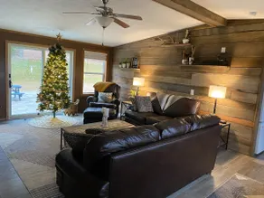 The Friday Escape! Stay on 60 acres (Winslow Hill) - Image 4