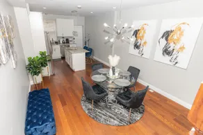 Exquisite Townhouse near Downtown Entertainment - Image 5