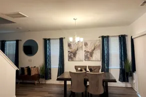 Luxe in the city retreat! - Image 4