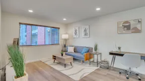 Central 2 Bedroom Fast Wi-Fi & Ground Floor Access - Image 2