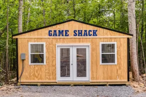Hot Tub Cabin + Game Shack & River Access - Image 4