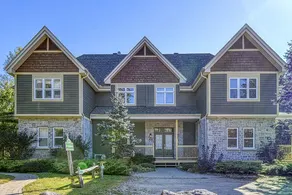 Cozy Golf Tremblant Cottage | HOT TUB + Pool Table - Image 2