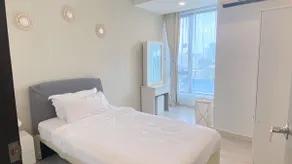 Sky Hotel - Image 3
