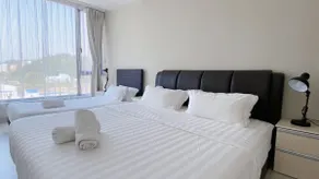 Sky Hotel - Image 2