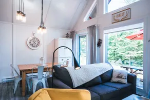 Hotel at home – Le Chalet HÔM - Image 4