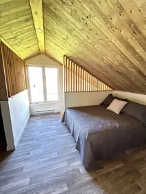 Scandinavian-style lake loft - Image 4