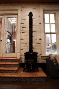 Traveler’s Oasis- Luxury Historic Loft w/Terrace - Image 2