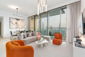 Ultimate Stay 4BR Burj Khalifa view - Image 2