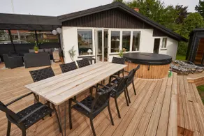 Wellness meets idyll and seaview - Image 2