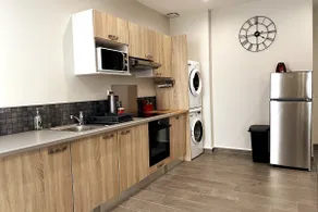 Large 2-room modern quiet, ground floor - Image 5