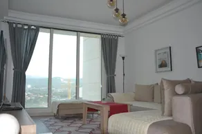 Skyview City Apartment - Image 2