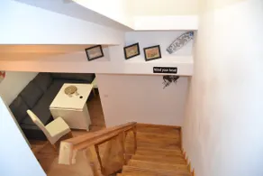 stylish three bed condo - Image 4