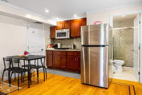 Cozy 1Br wt Living Rm&Full Bath - Image 3