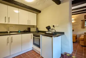 Stable cottage - Image 3