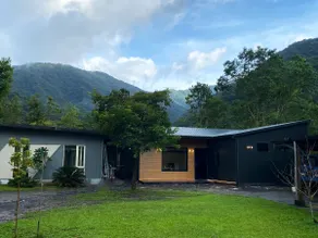 Mussen Green Villa Pool Holiday Home - Image 2