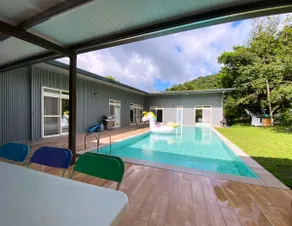 Mussen Green Villa Pool Holiday Home - Image 4