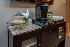 Cozy Ranch Stay-Guest Suite near Weston, Airport - Image 3