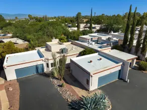 Central Townhome/Foothills adjacent/ Gated - Image 2