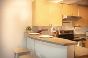 Bright Loft •Belltown •Free Prk - Image 4