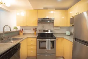 Bright Loft •Belltown •Free Prk - Image 5