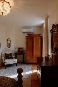 The Colette Rose – Parisian 1850s Pied-A-Terre - Image 4