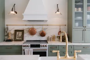The Colette Rose – Parisian 1850s Pied-A-Terre - Image 3