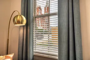 Quiet downtown retreat, walk to everything 2BR/2BA - Image 2