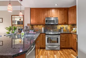 Canmore Mountain Retreat - Image 4